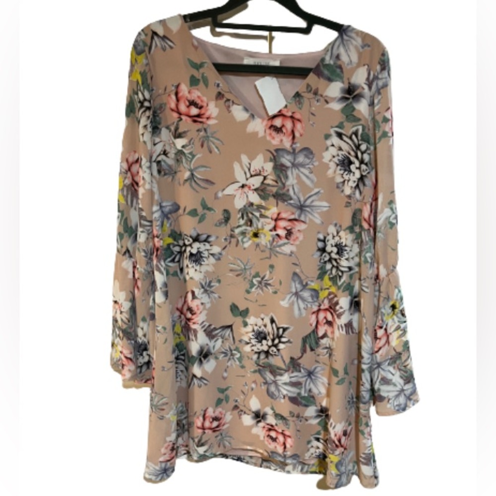 Peach Love California Blush Floral Dress Long Sleeve Small NWT
